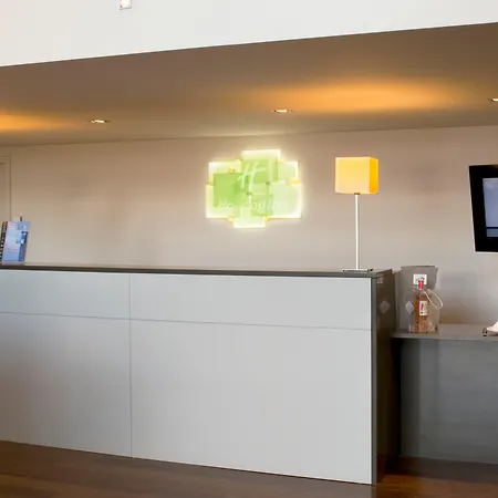 By Ihg מלון מולהאוס