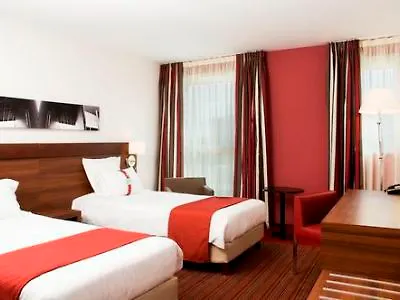 Ξενοδοχείο By Ihg 4*