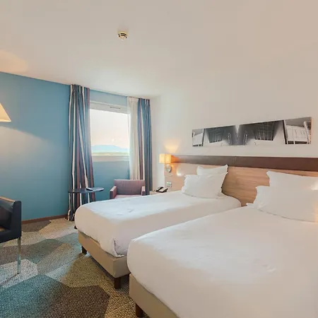 Hotel By Ihg 4*