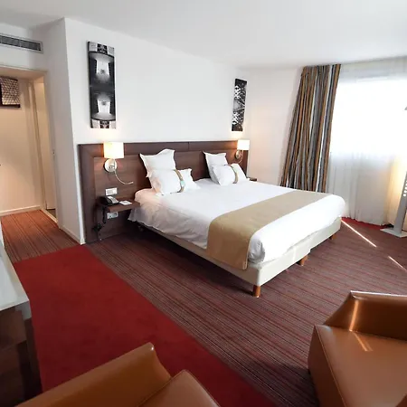 Hotel By Ihg 4*