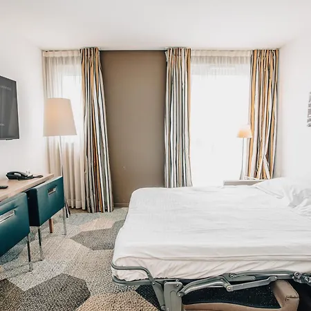 מלון By Ihg מולהאוס