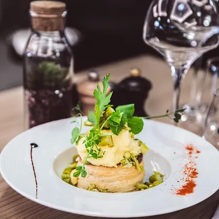 מלון By Ihg מולהאוס