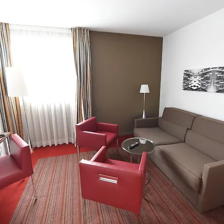 By Ihg מלון מולהאוס