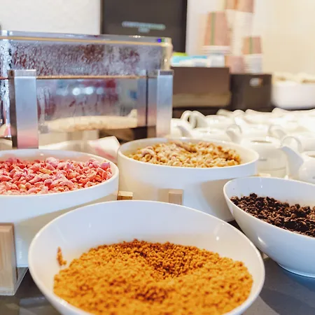 By Ihg מלון מולהאוס