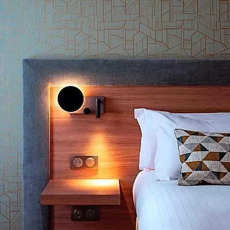By Ihg Hotel
