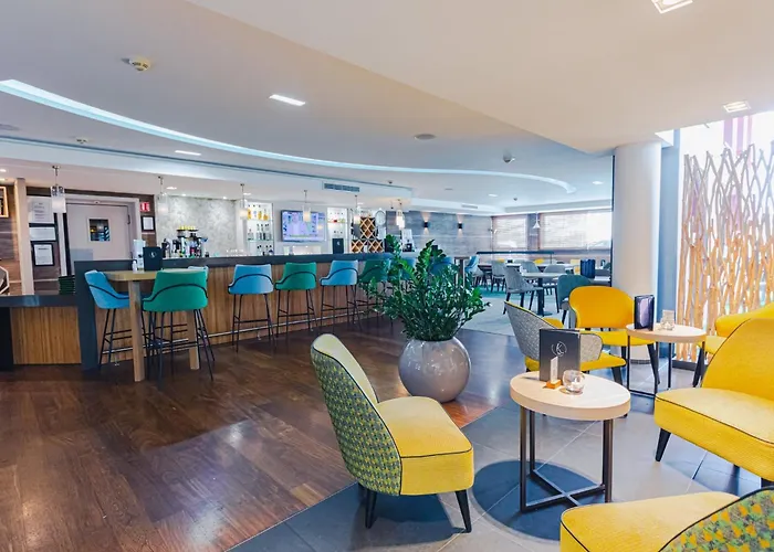 ホリデイイン 4*